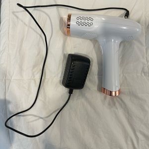 IPL LASER HAIR REMOVAL